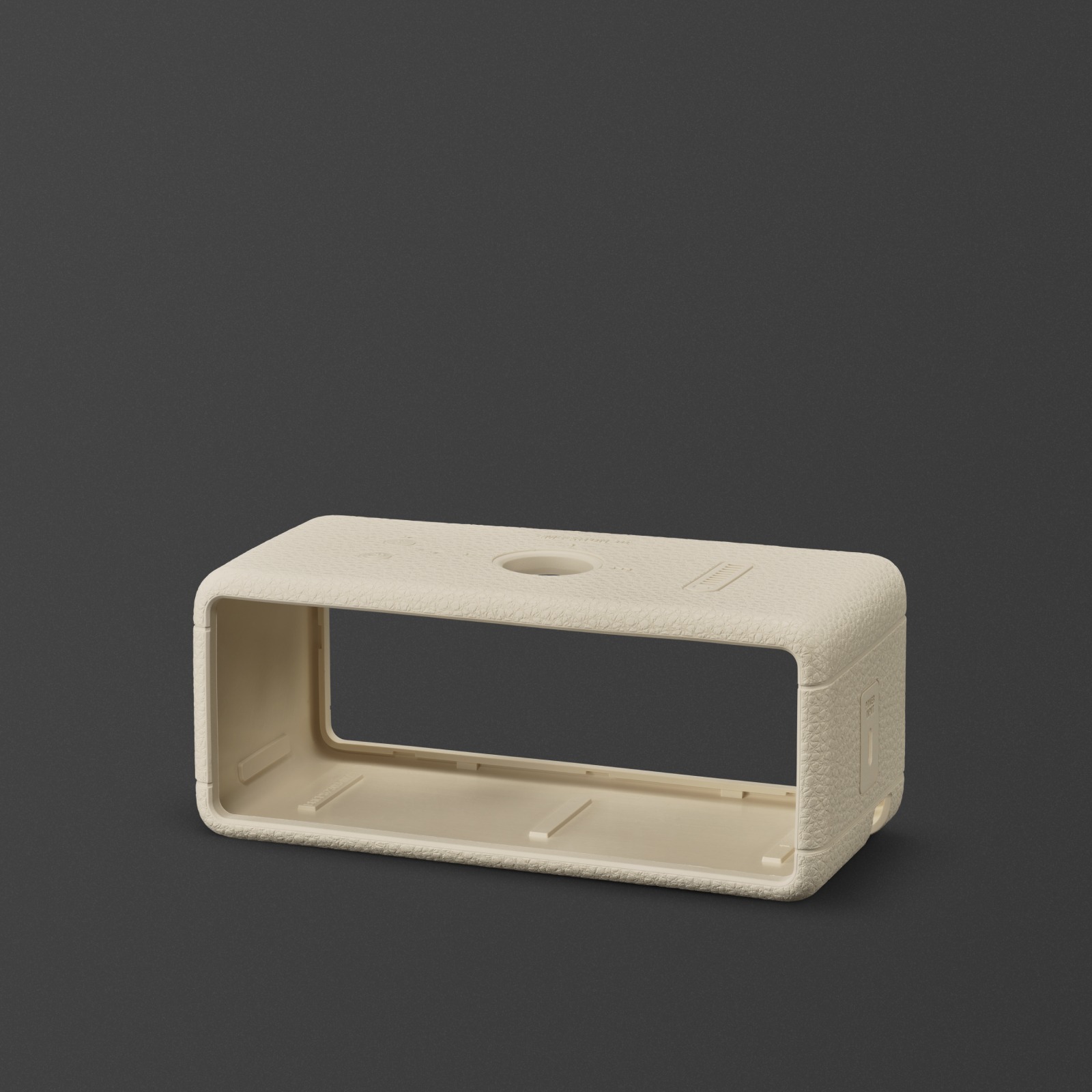 EMBERTON II CREAM SLEEVE